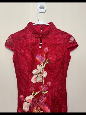 Red Lace Qipao Cheongsam Gown Floral Embroidery NWT XS XXS